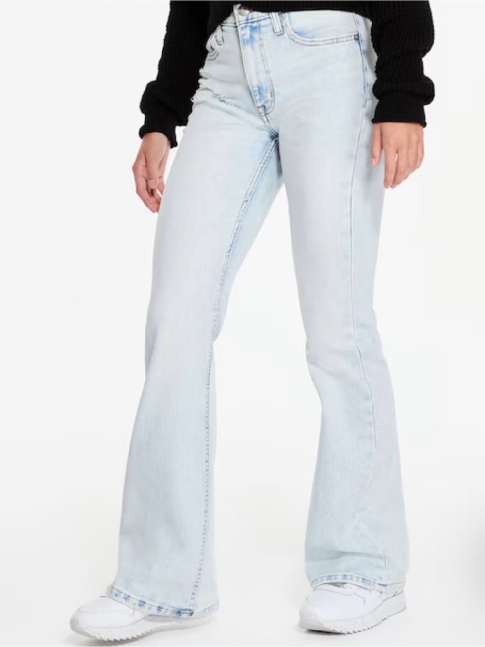 Aeropostale Light-Wash High-Rise Flare Jeans - Picture 4 of 4